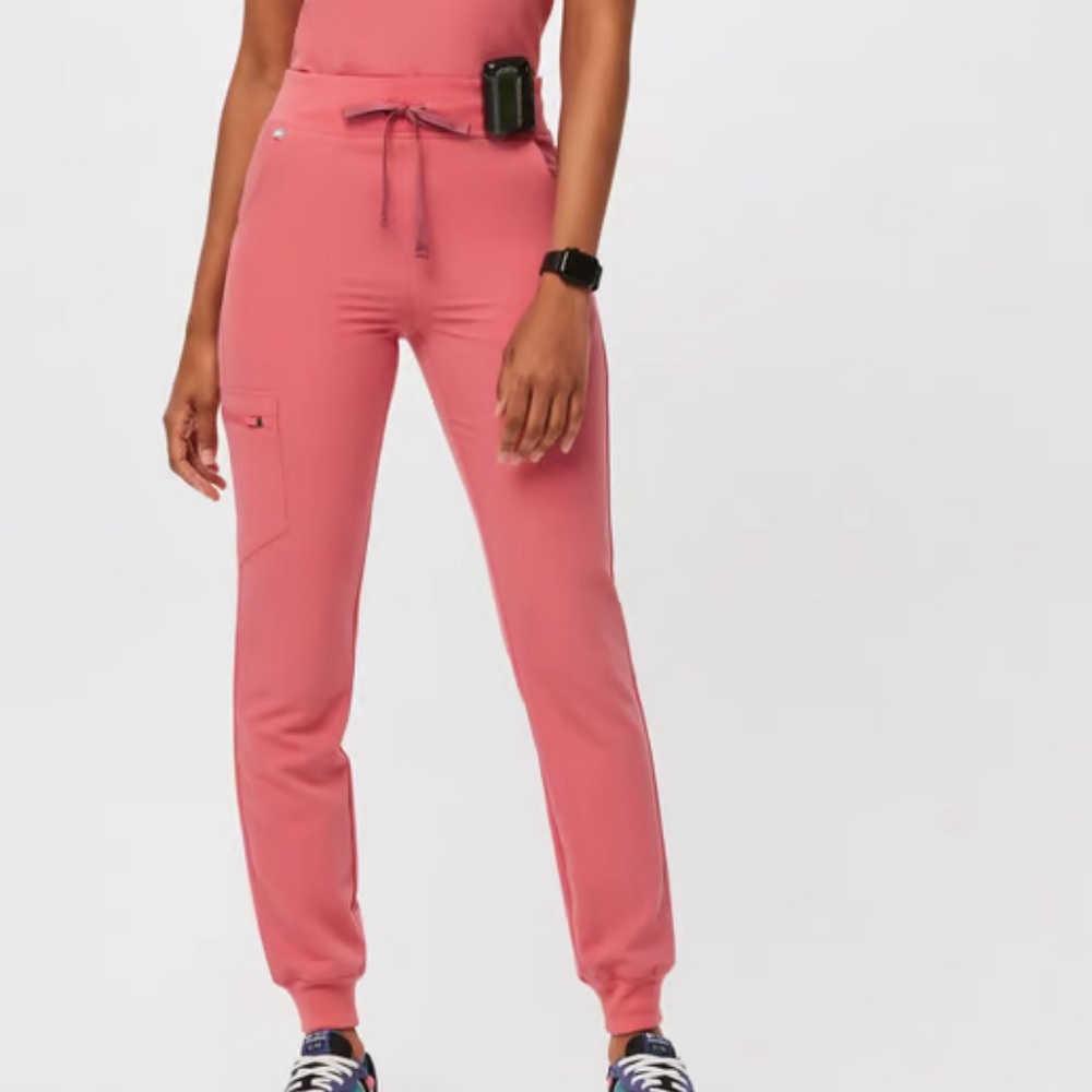 FIGS High Waisted Desert Rose Zamora Jogger/Brand new!